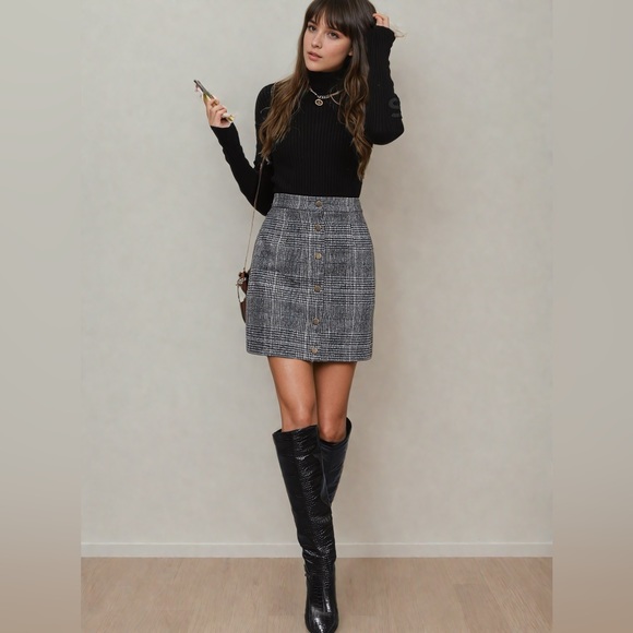 Dresses & Skirts - Plaid Print Button Front Skirt